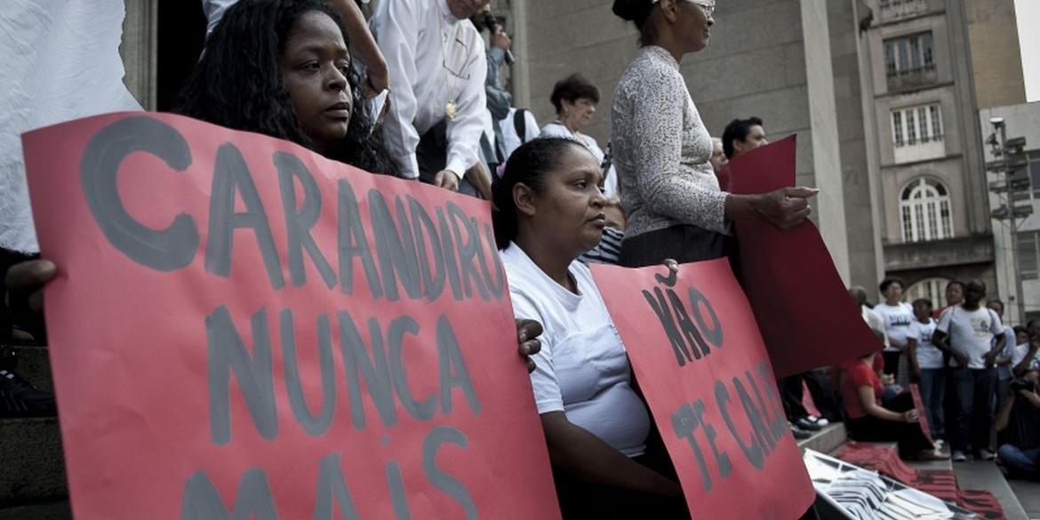 Em 2012, protesto em São Paulo lembrou os 20 anos do Massacre do Carandiru (Marcelo Camargo/ Agência Brasil)