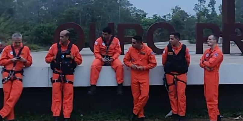 Os seis ocupantes do helicóptero do Corpo de Bombeiros que caiu em Ouro Preto morreram no local (Divulgação / CBMMG)