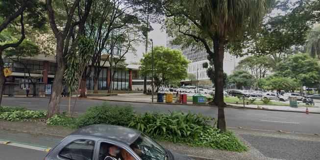 Praça Afonso Arinos (Reprodução / Google Street View)