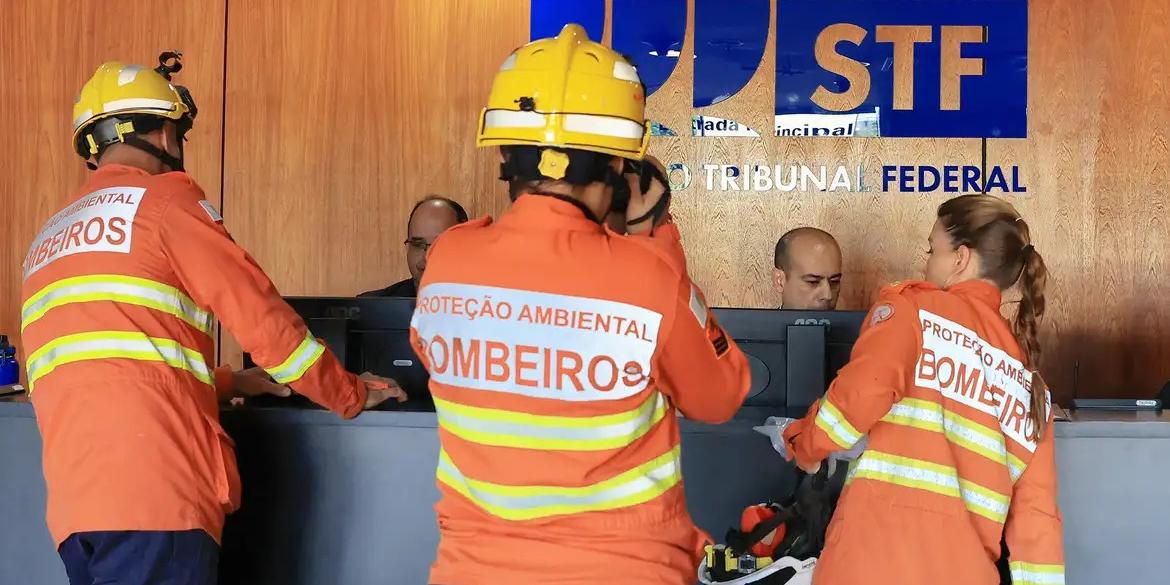 Na última segunda-feira (21), o anexo 2 da Corte foi evacuado após chamas surgirem de um aparelho de ar-condicionado localizado no segundo andar, onde estão os gabinetes dos ministros e o setor administrativo (ROSINEI COUTINHO/STF)