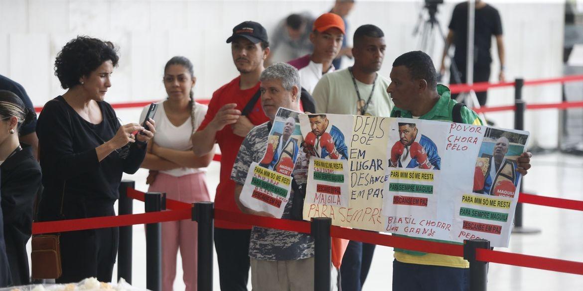 Corpo foi velado na Assembleia Legislativa de São Paulo (Paulo Pinto / Agência Brasil)