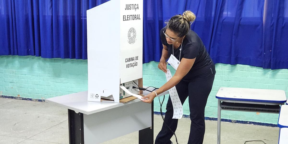 Boletim de Urna mostra quantos votos cada candidato recebeu em cada seção eleitoral (Maurício Vieira / Hoje em Dia)