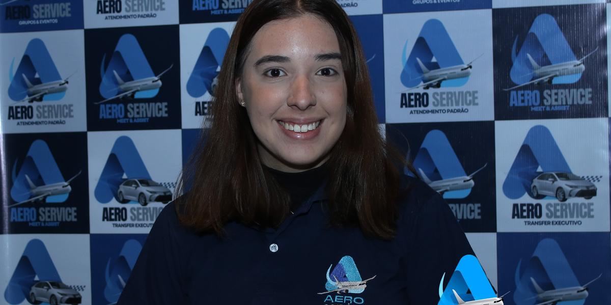 Paloma Vecchiato auxiliar administrativo da Aero Service (Aero Service/ Divulgação)