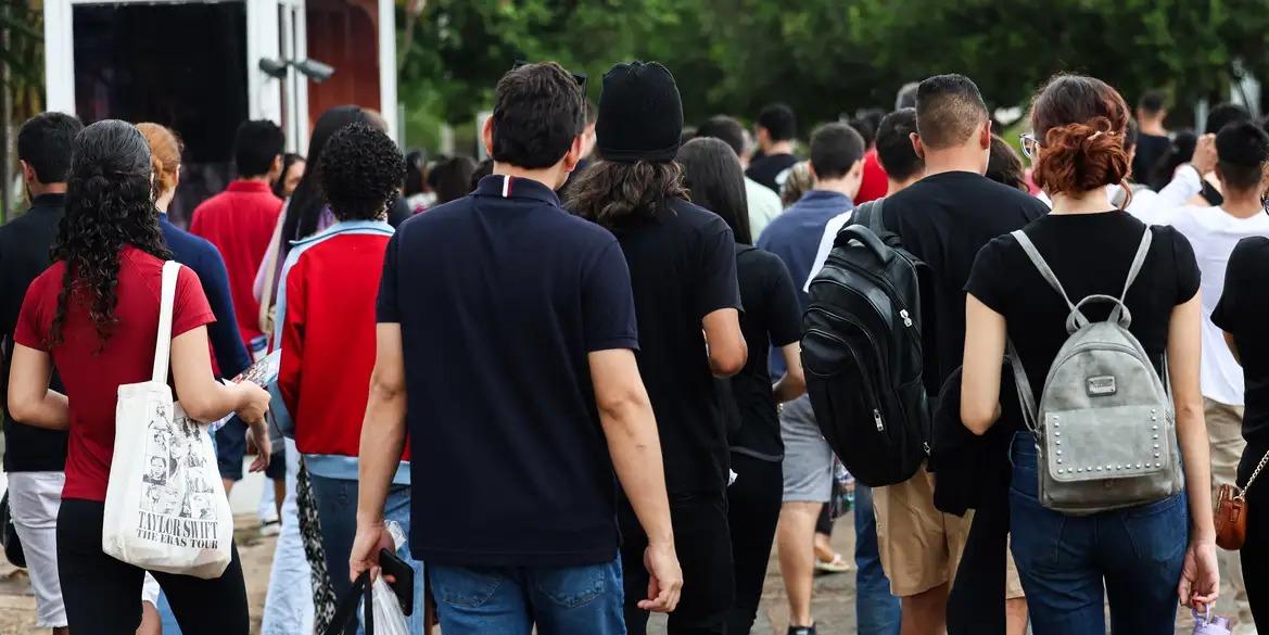 Milhares de estudantes fizeram as provas deste domingo em todo o Brasil (Jose Cruz/Agência Brasil)