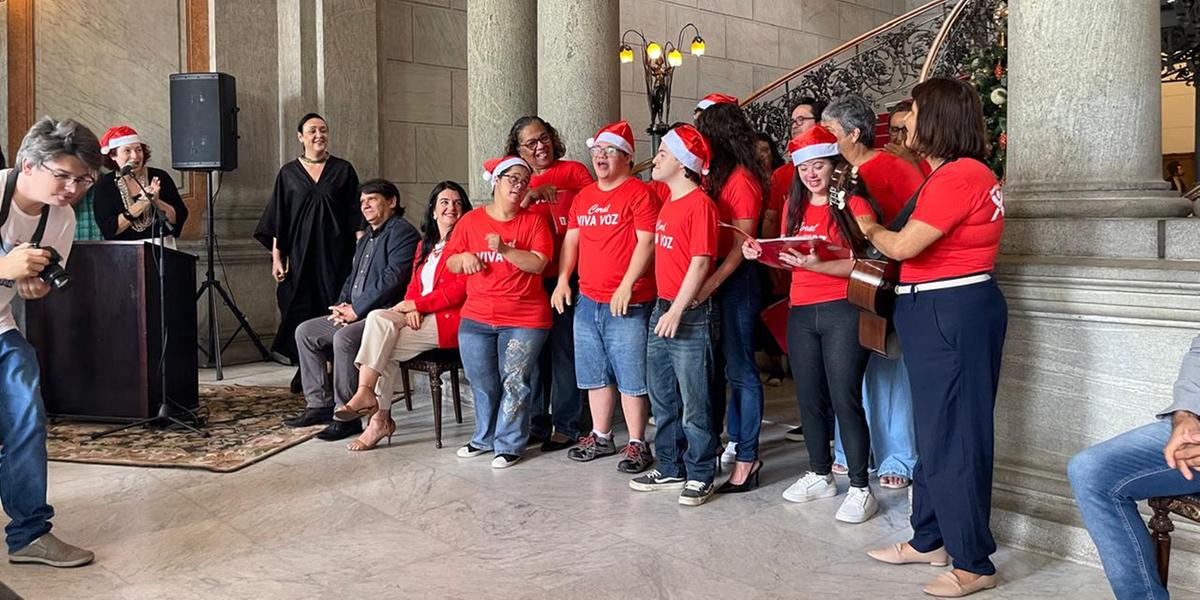 Cantada de natal no Palácio da Liberdade (Valéria Marques / Hoje em Dia)