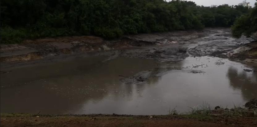 Lagoa tem cerca de 22 mil metros de área e estava com 63 milhões de litros (Divulgação / CBMMG)