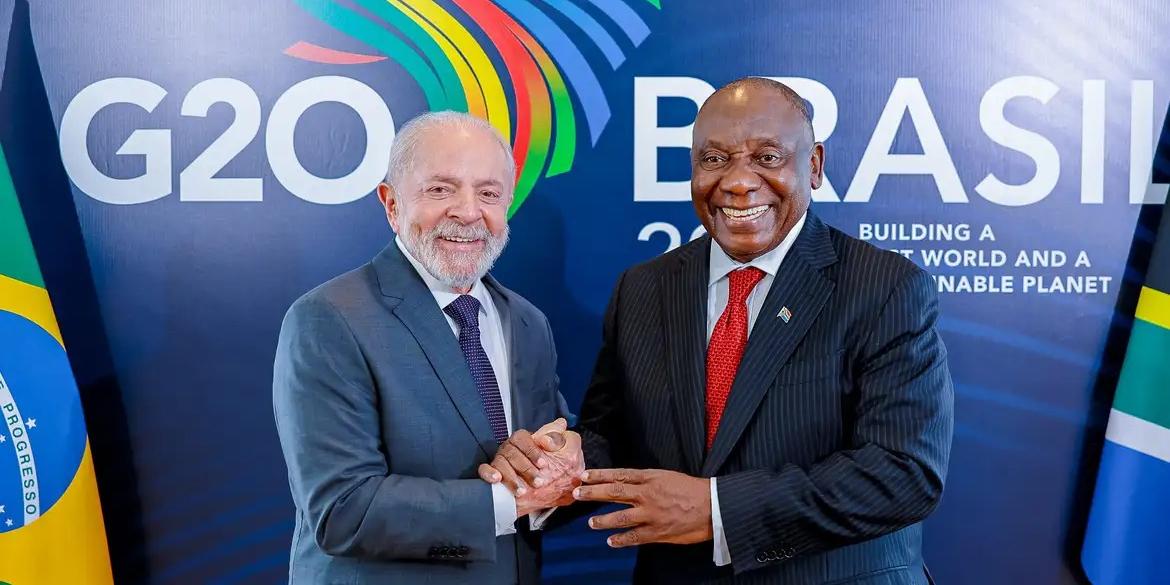 Presidente Luiz Inácio Lula da Silva e o presidente da África do Sul, Cyril Ramaphosa (Ricardo Stuckert / PR)