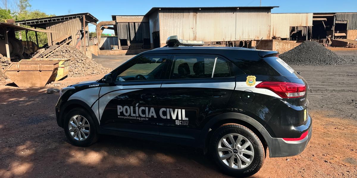 Organização criminosa alvo da ação policial estaria envolvida com o comércio ilegal de minério de ferro  (PCMG/Divulgação)