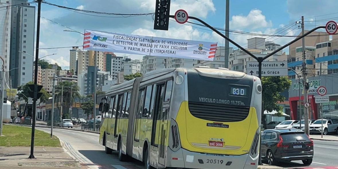 Equipamento instalado na pista do Move da avenida Cristiano Machado começa a multar motoristas infratores a partir de amanhã (Fernando Michel/Hoje em Dia)