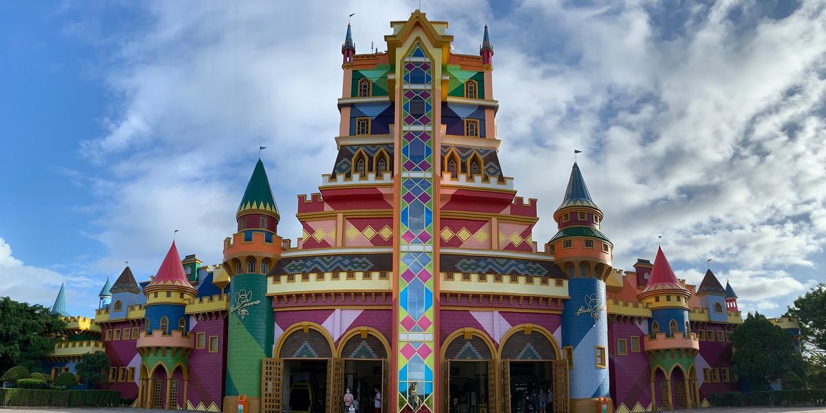 Hóspedes ainda terão acesso ilimitado para desfrutar das mais de 100 atrações disponíveis no Beto Carrero World (MSC Cruzeiros/Beto Carrero/Divulgação)