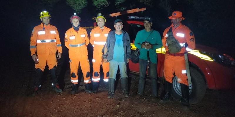 Homens estavam realizando a medição do terreno de uma fazenda (Divulgação / CBMMG)