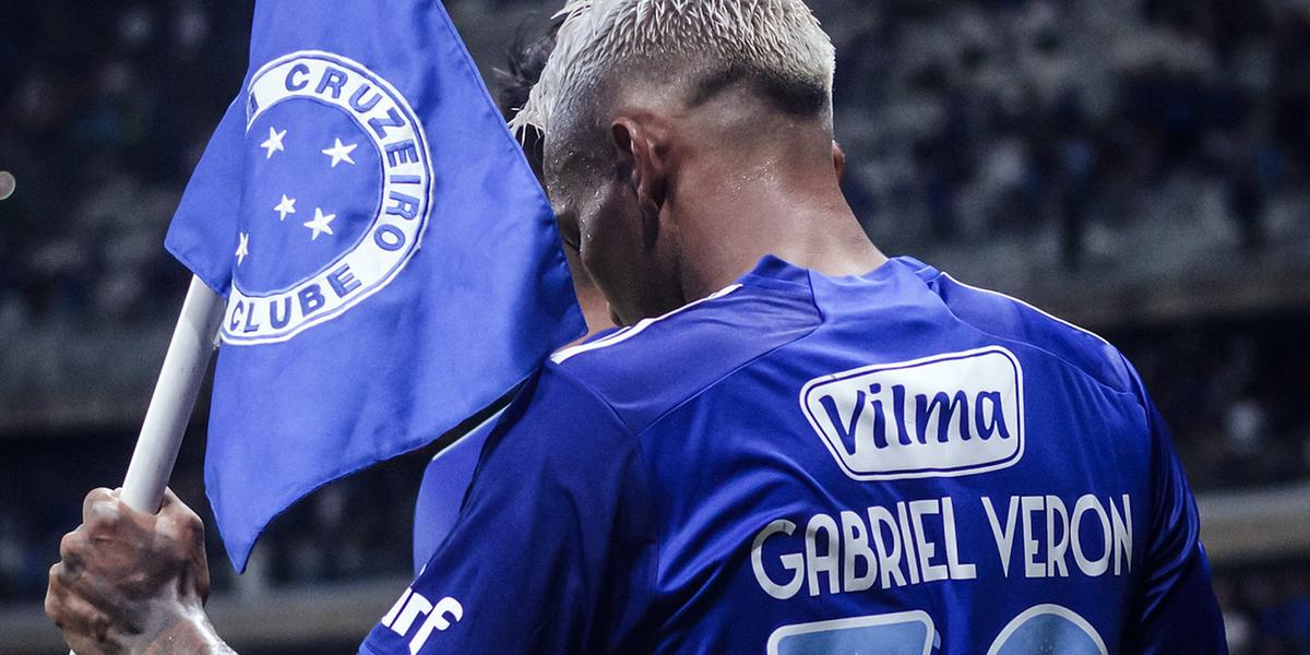 Veron deixa o Cruzeiro e retorna ao Porto (Gustavo Aleixo/Cruzeiro)