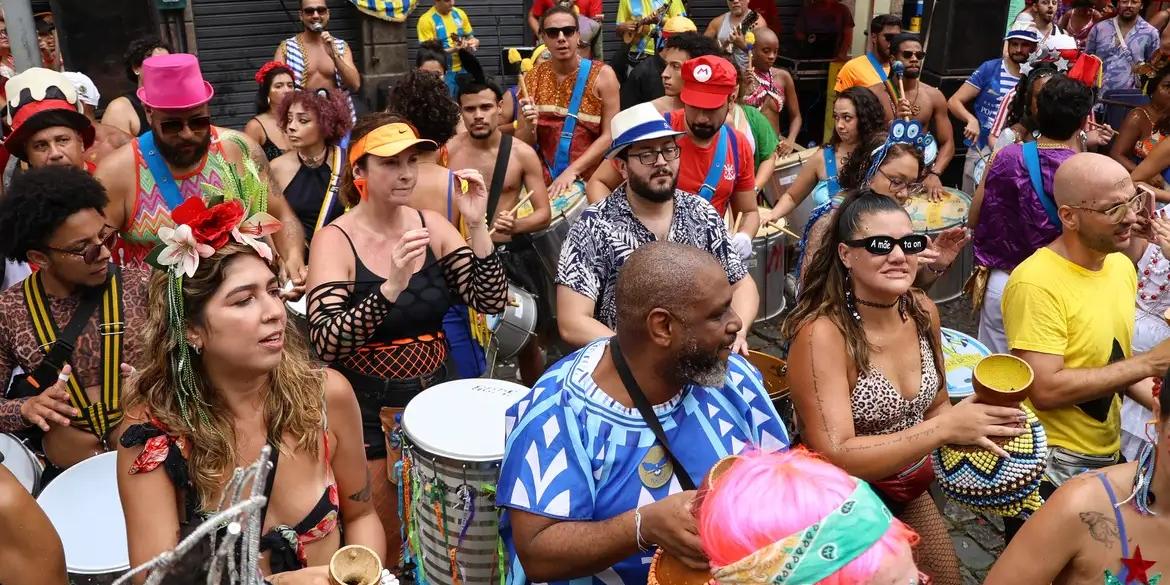 Cerca de 30 blocos participaram da abertura não oficial do Carnaval do Rio de Janeiro (Tomaz Silva/Agência Brasil)