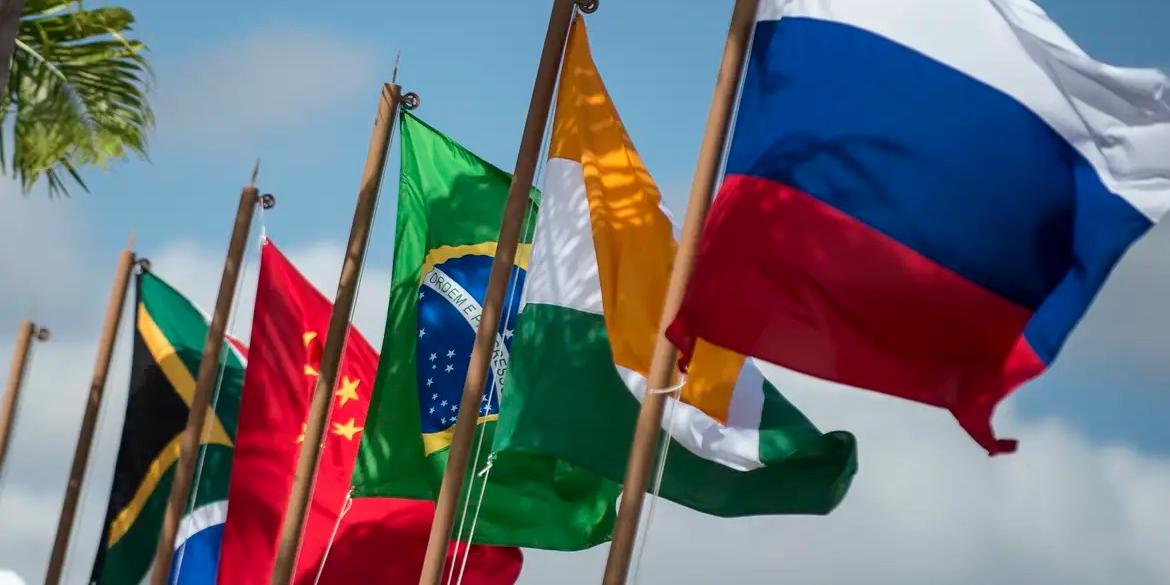 Expectativa é que nove países ingressem formalmente no Brics neste ano, entre eles, Cuba, Bolívia, Malásia e Tailândia, sejam como membros plenos ou como parceiros do grupo (MARCELO CAMARGO/AGÊNCIA BRASIL)