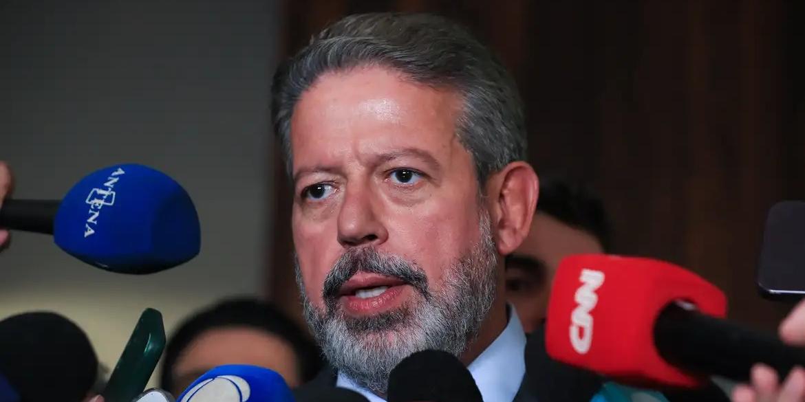 Arthur Lira usou suas redes sociais para se manifestar sobre a morte do pai a quem se referiu como “meu herói” (Lula Marques/ Agência Brasil/ARQUIVO)