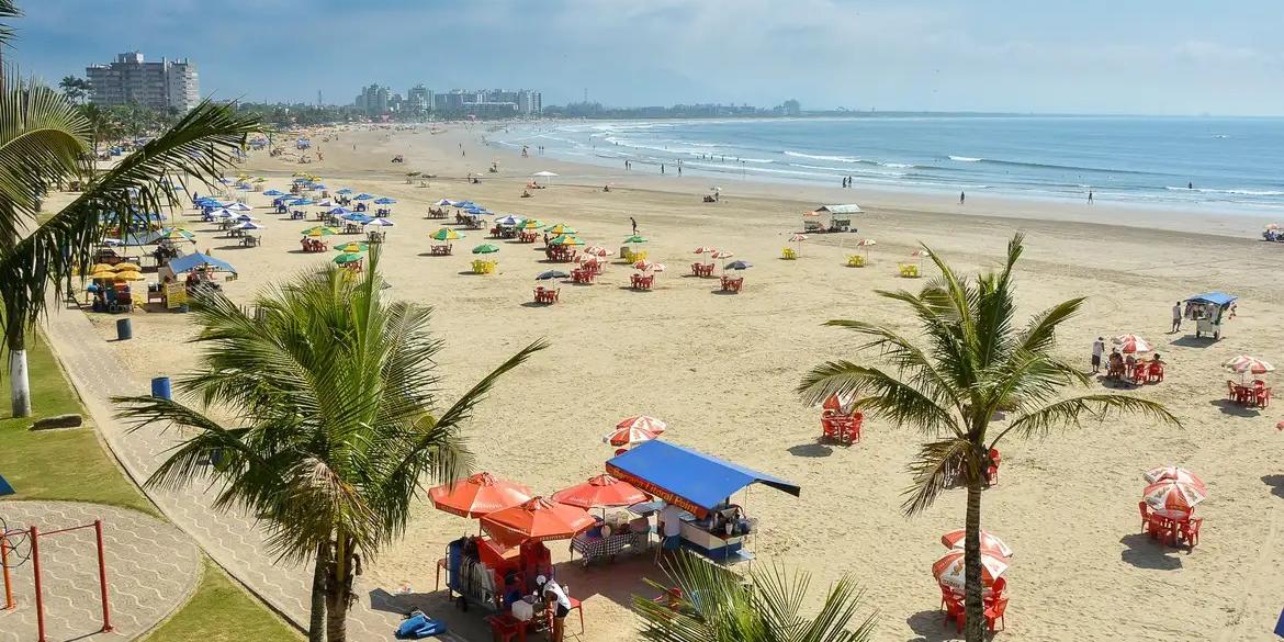 Praias e natureza são as atrações preferidas de turistas brasileiros (Diego Bachiega / Prefeitura de Bertioga)