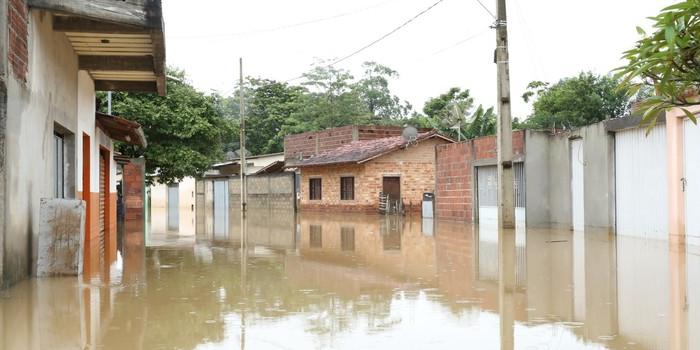 Quase 100 cidades em Minas estão em situação de anormalidade por causa das fortes chuvas (Gil Leonardi / Imprensa MG)