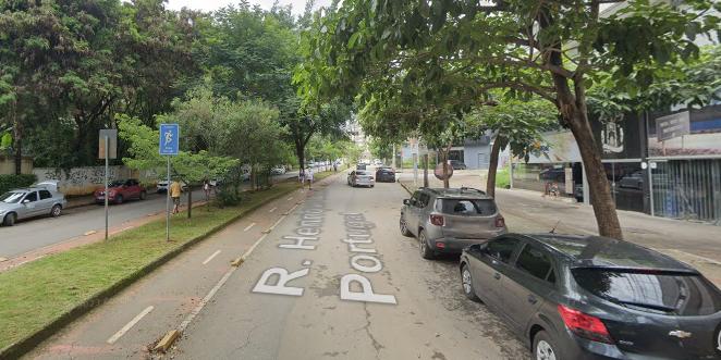 Rua Henrique Badaró Portugal fica no bairro Havaí, região Oeste de BH (Reprodução / Google Street View)