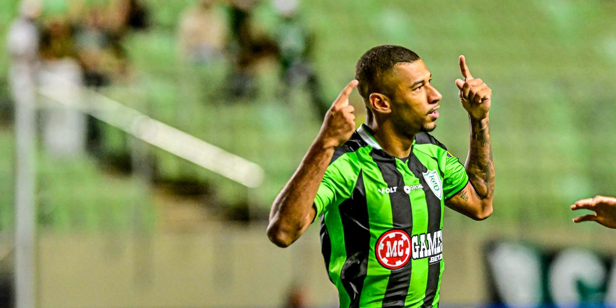 Fabinho fala em raça do América em duelo contra o Cruzeiro (Mourão Panda / América)