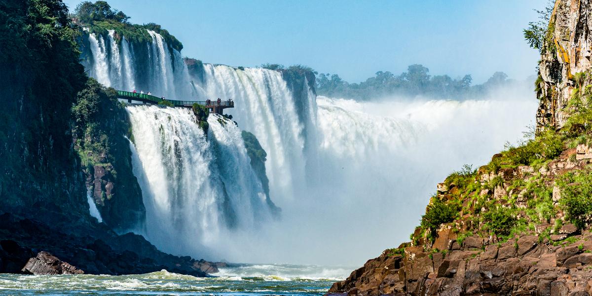 Foz do Iguaçu tem se tornado um exemplo mundial de turismo sustentável, equilibrando a preservação ambiental com o fortalecimento da economia local e o respeito à diversidade cultural (Divulgação / Foz do Iguaçu)