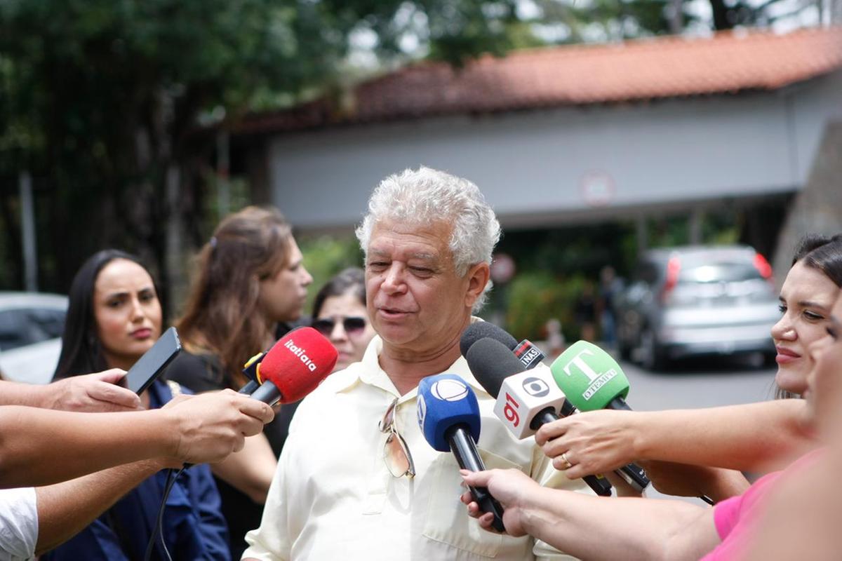 Welton Ferreira, pai de Stefany Vitória, que foi sepultada nesta quinta-feira (Fernando Michel / Hoje em Dia)