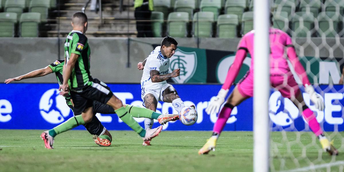 Cruzeiro encara o América, dono da melhor defesa do Mineiro na semifinal (Gustavo Aleixo / Cruzeiro)