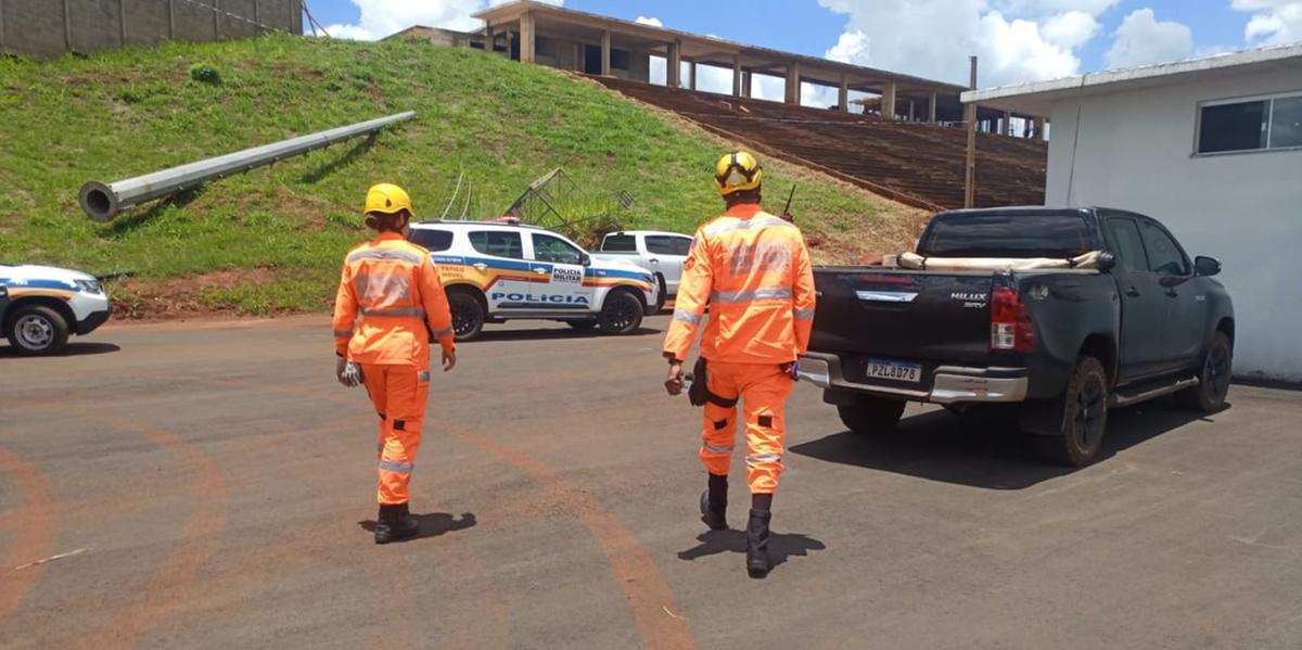 De acordo com o 2° Pelotão do Corpo de Bombeiros da cidade, o homem prestava serviços elétricos na obra do Estádio Municipal de Ituiutaba (Divulgação / CBMMG)