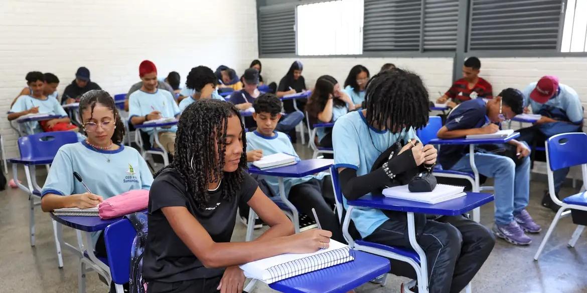 Alunos da escola CED 619 da Samambaia (Antônio Cruz/Agência Brasil)