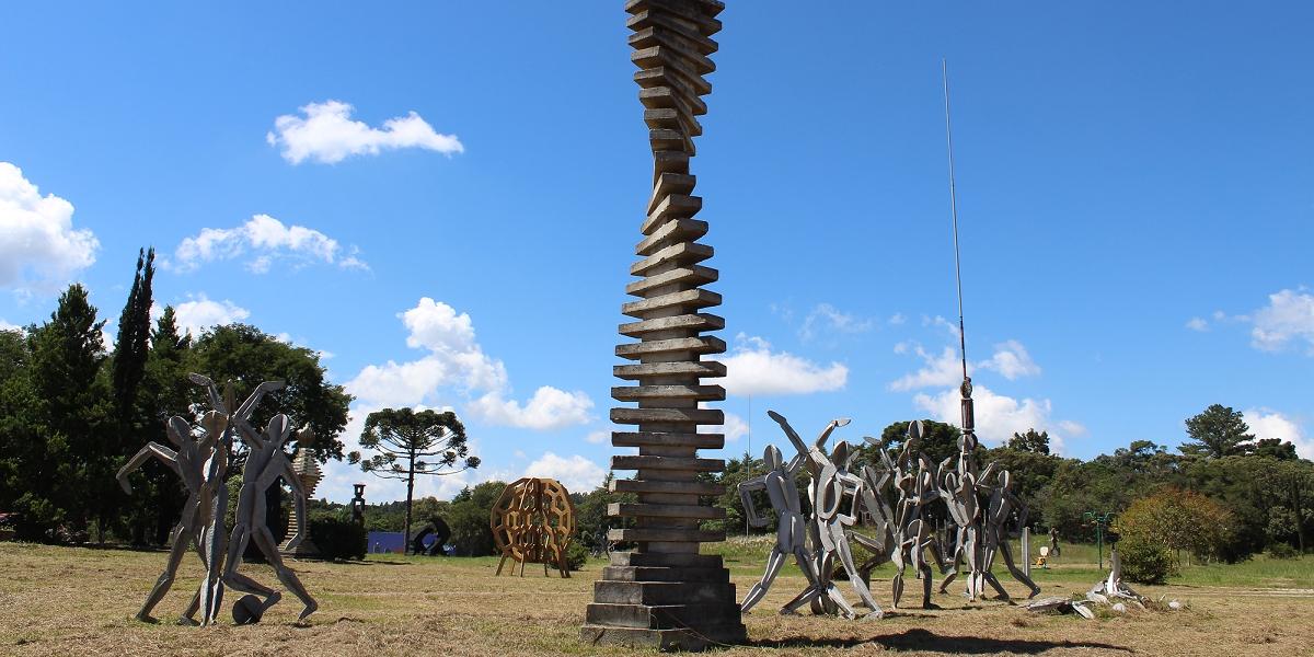 Espaço Cultural Sergius Erdelyi homenageia o artista plástico austríaco que escolheu a cidade como lar a partir da década de 1970 (Divulgação / Prefeitura Municipal de Tijucas do Sul)