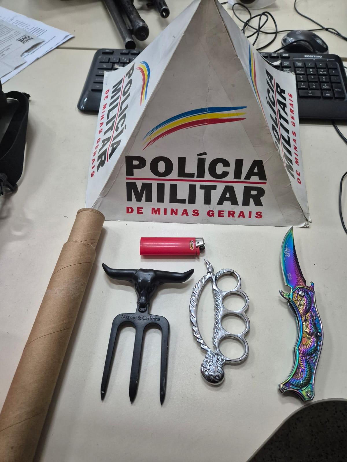 Materias foram apreendidos pela Polícia Militar (PMMG / Divulgação)