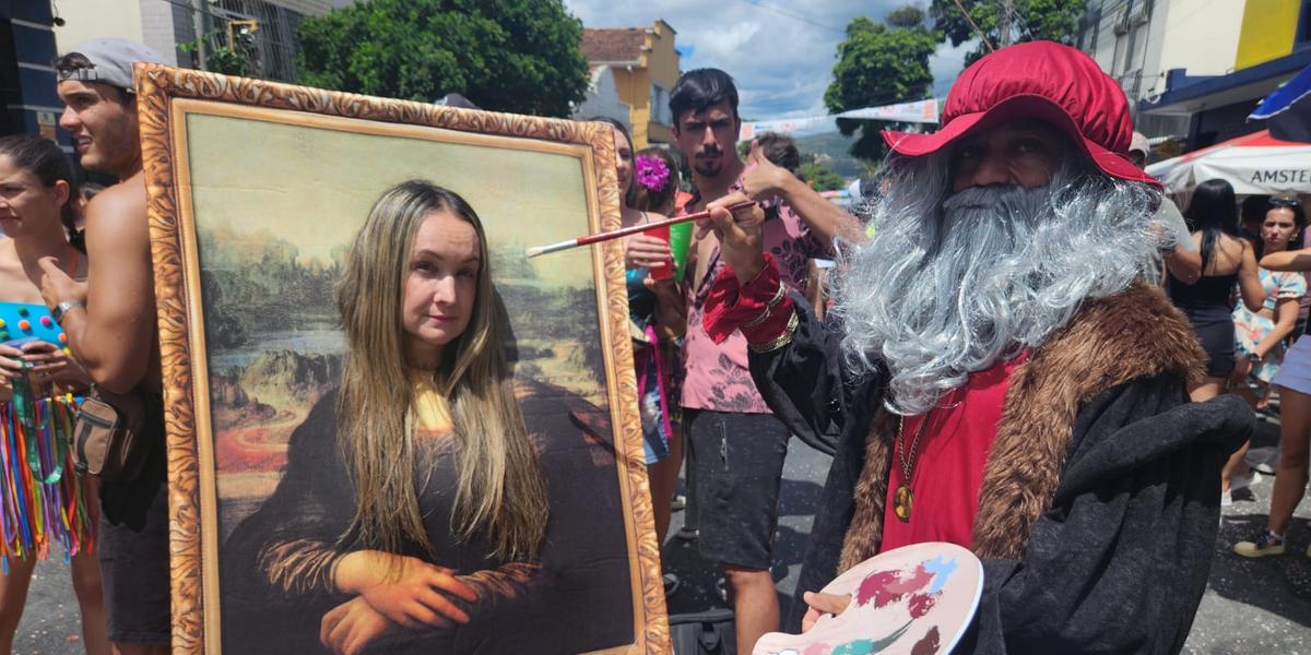 Monalisa e Da Vinci fizeram sucesso no bloco Inocentes de Santa Tereza neste domingo (2) de Carnaval (Bernardo Haddad / Hoje em Dia)