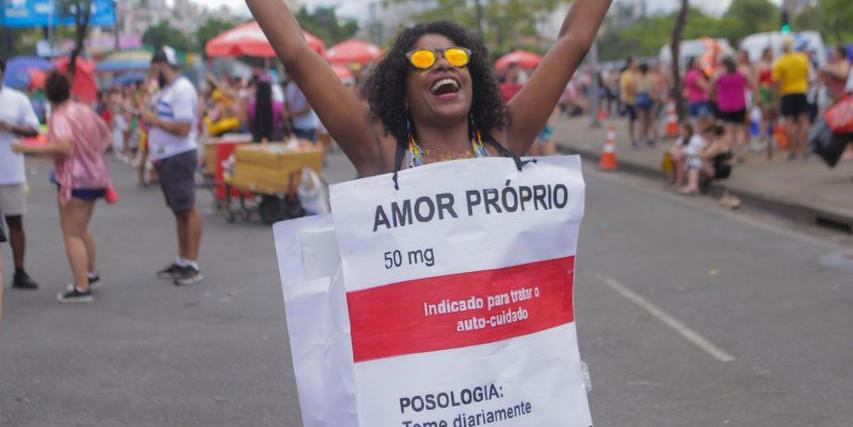 Bloco É o Amô conta com “doses de amor próprio" no cortejo, em BH (Fernando Michel / Hoje em Dia)