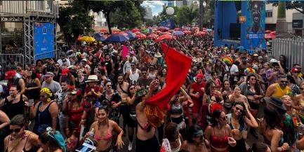 Bloco da Alcova Libertina leva rock  e protesto contra a mineração em BH no Carnaval 2025 (Pedro Melo / Hoje em Dia)