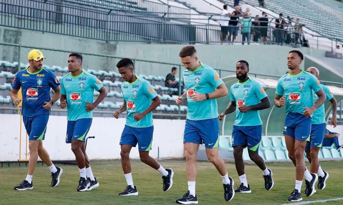 Treino ocorreu no Estádio Valdir Campelo Bezerra, o Bezerrão, em Gama (DF) (Rafael Ribeiro/CBF)