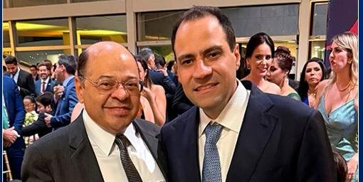 Kênio Pereira junto ao presidente da OAB Nacional, Beto Simonetti (Arquivo pessoal)