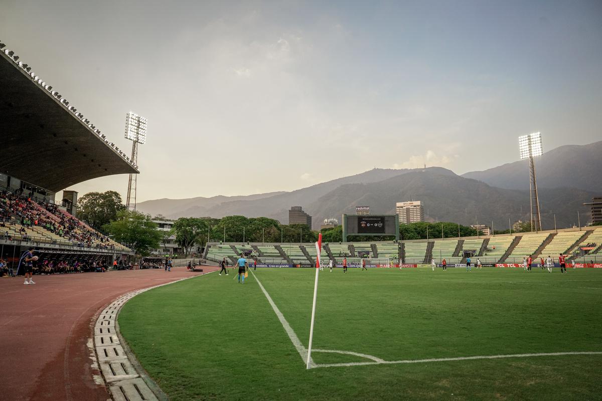 Estádio do Caracas (Foto: Pedro Souza / Atlético)