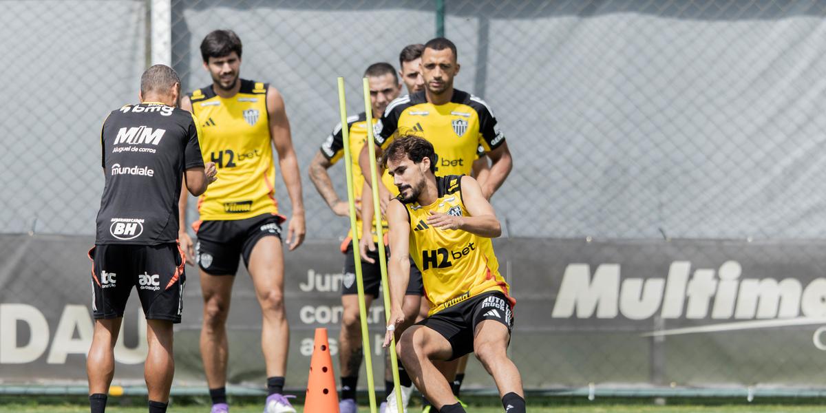 Treino na Cidade do Galo (Foto: Pedro Souza / Atlético)