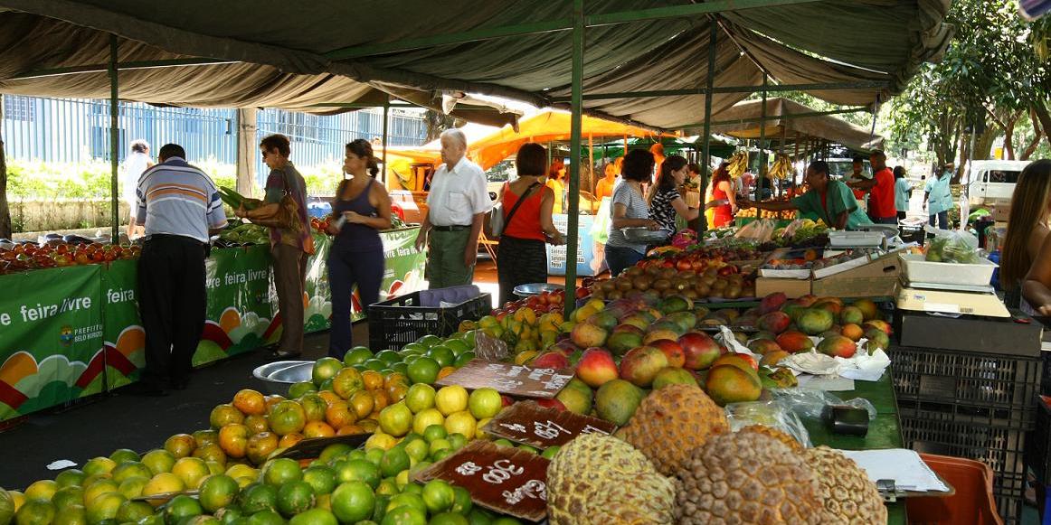 Queda de preços em agosto foi puxada principalmente pelos alimentos, que tiveram deflação de 0,44% (Hoje em Dia)