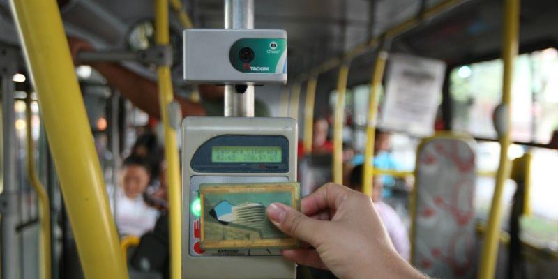 Último reajuste das tarifas foi em dezembro de 2023, quando o valor da passagem de ônibus em BH subiu de R$ 4,50 para R$ 5,25 (Hoje em Dia)