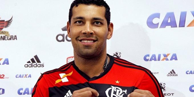 Respondendo a @adm do FLAMENGO LATERAIS ESQUERDOS com 21 anos ou