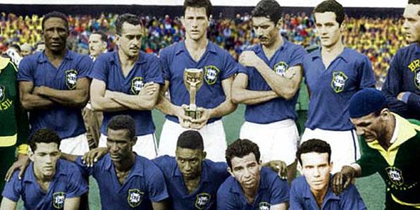 Camisa da seleção brasileira terá homenagem a Pelé em amistoso