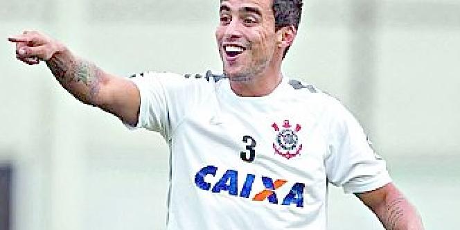  (Daniel Augusto Jr./Ag. Corinthians)