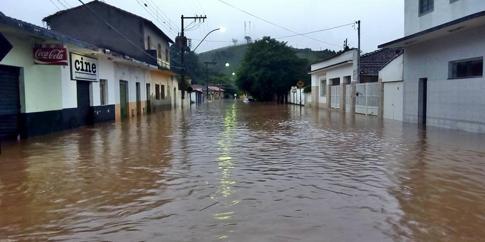 Estado tem 420 cidades em situação de emergência pelas chuvas (Reprodução/Facebook)