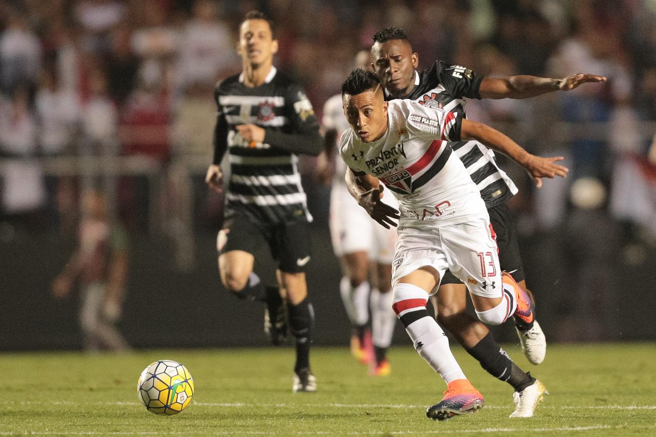 Wesley Teixeira ('05, Corinthians) vs. São Paulo - volta. 