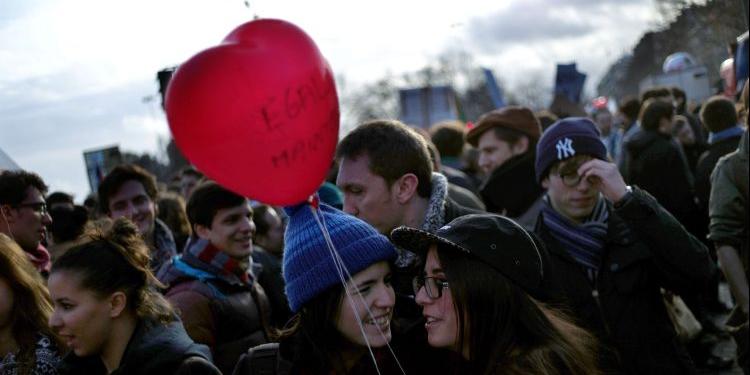  (FRED DUFOUR/AFP)