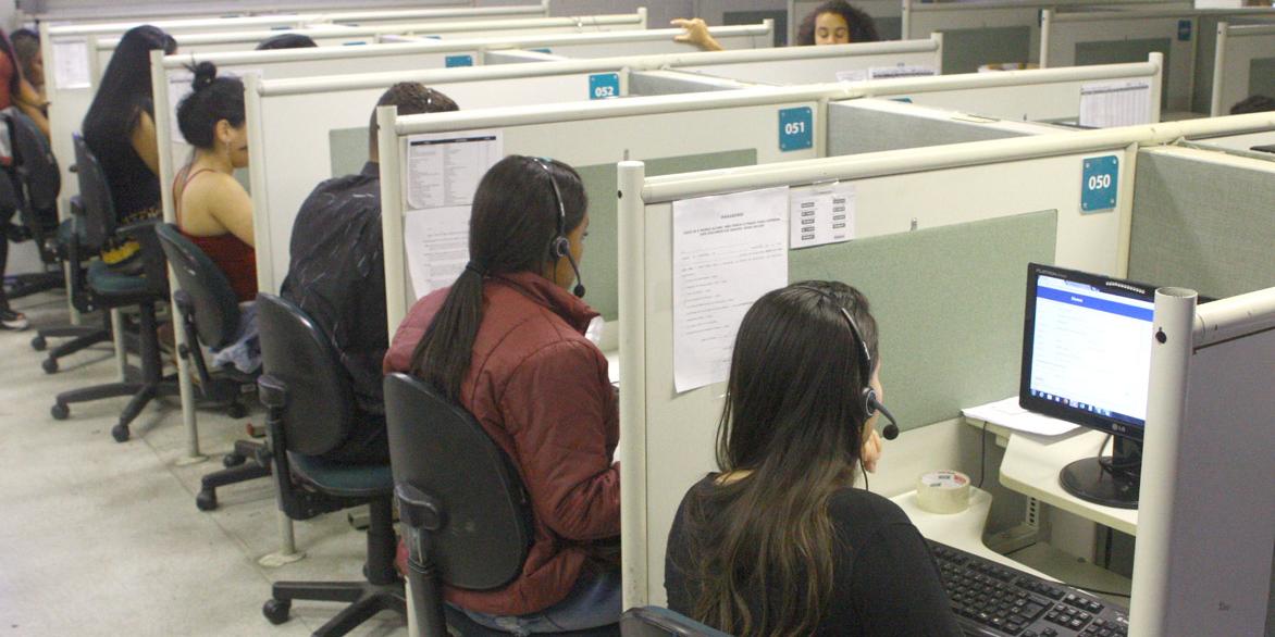 Segundo os parlamentares a ideia é evitar abusos que têm induzido a população ao endividamento (Hoje em Dia)