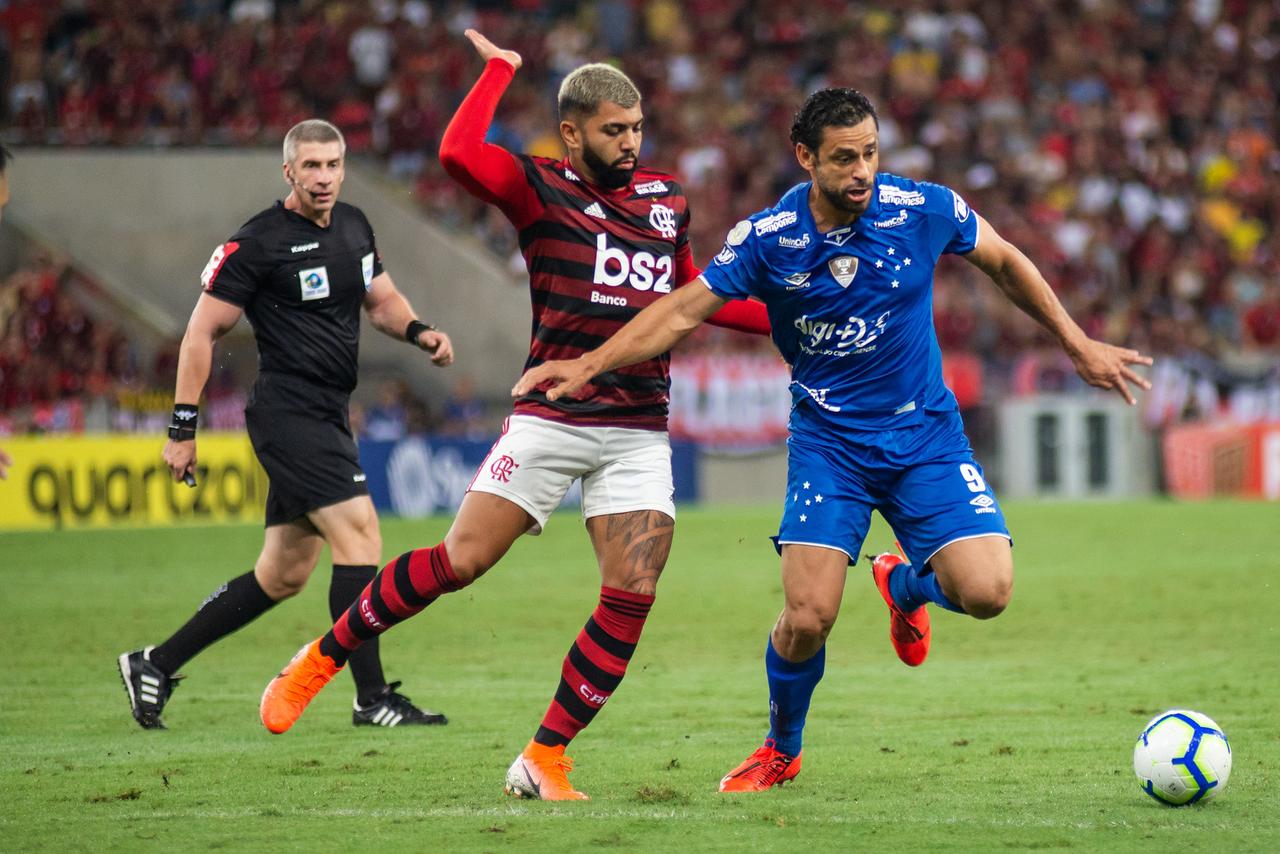 Cruzeiro e Flamengo vencem nos jogos de ontem (09) - Barbacenatem!