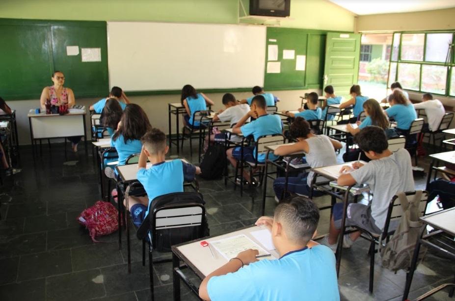 Mais De 200 Escolas Estaduais De Minas Passarão Por Reforma ...