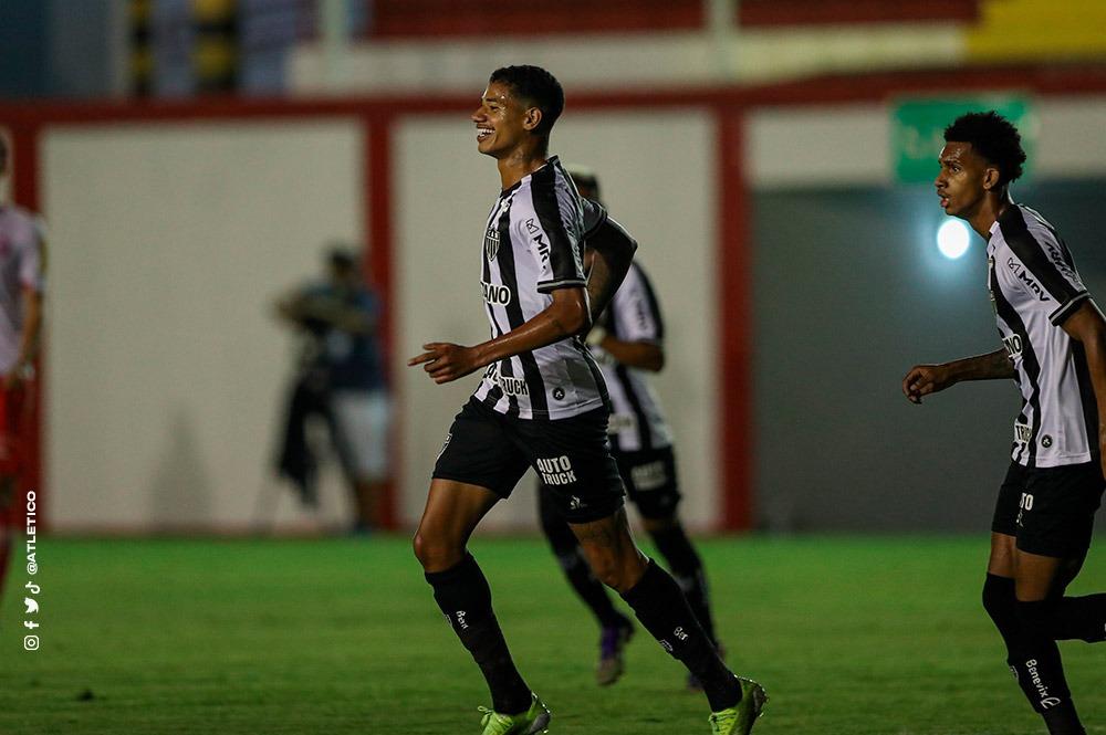 Com Melhor Ataque E Marrony Artilheiro, Galo Destoa Em Mineiro De Baixa ...