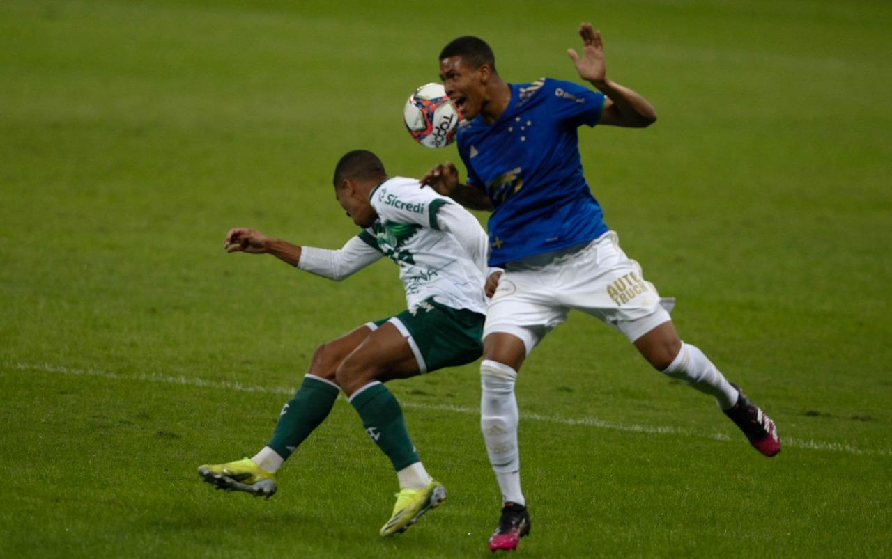 Em Remake Do último Encontro, Cruzeiro Empata Com O Guarani E Segue ...